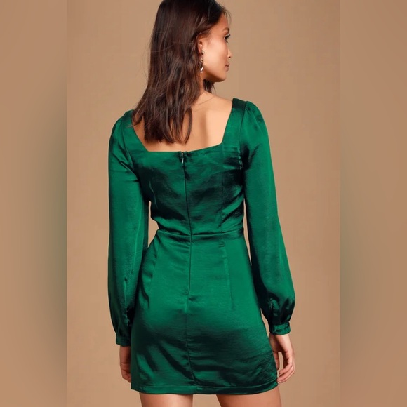 NWOT Lulu’s Got the Love Emerald Satin Square-neck Mini Dress Size US XL - Picture 3 of 8